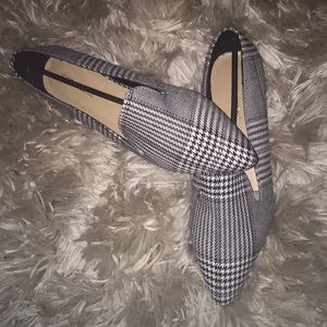 Black & White Houndstooth, Pearl Heeled Loafers🥿